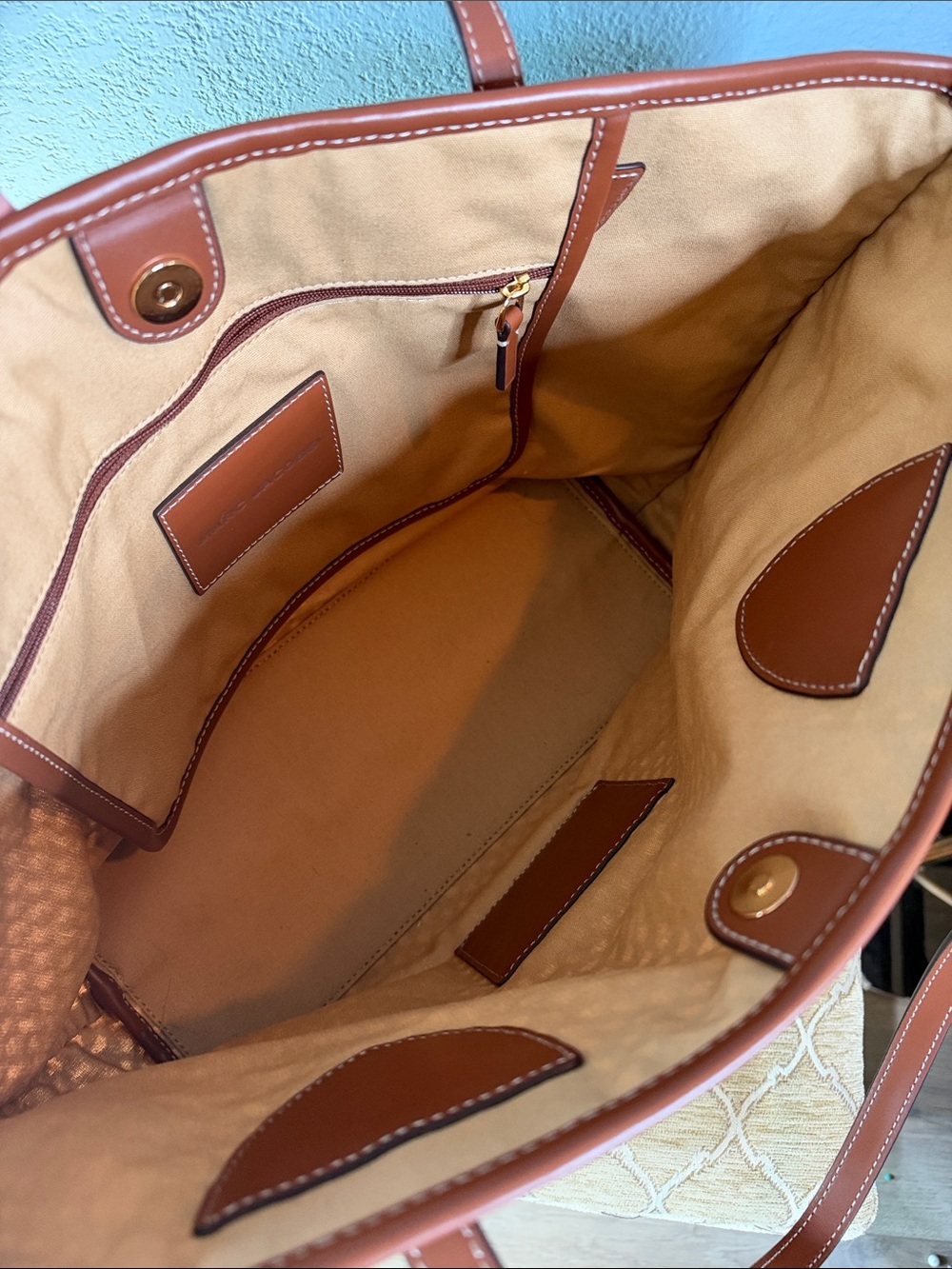 Marc Jacobs Woven Tote Bag with Brown Leather Trim - Picture 7 of 7